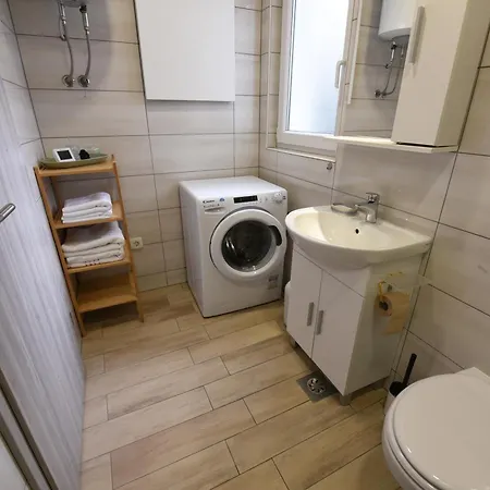 Apartment Quiet One-bedroom Near Center Free Parking Ljubljana