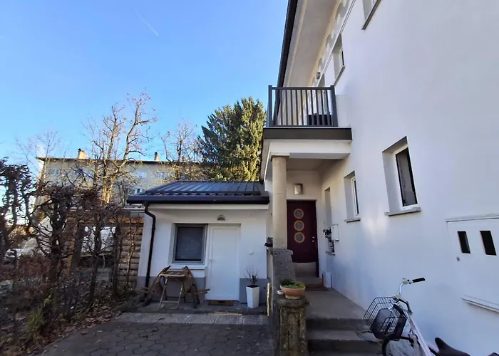 Quiet One-bedroom Near Center Free Parking Apartment Ljubljana